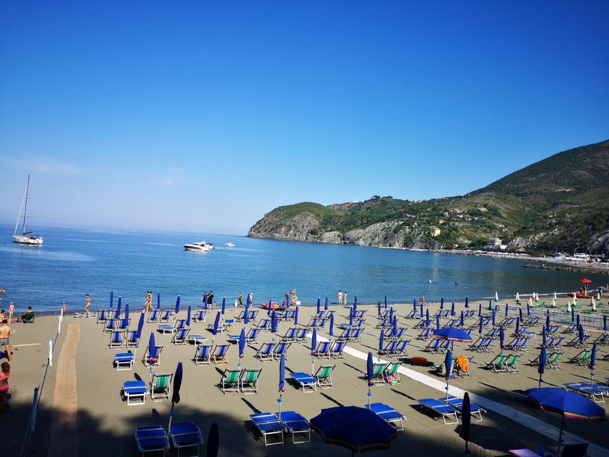 Elegant And Sea View Excelsior Apartment Levanto Eksteriør bilde