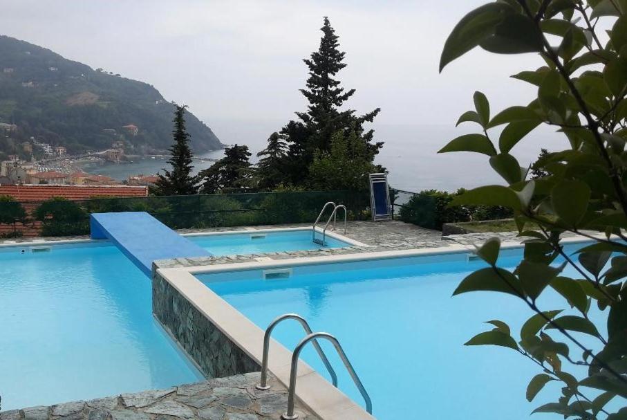 Elegant And Sea View Excelsior Apartment Levanto Eksteriør bilde